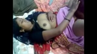 सौतेली देहाती माँ बेटे की चुदाई