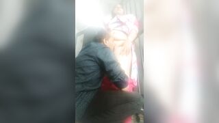 मल्लू पत्नी की सलवार उतार पति ने चाटी उसकी चुत